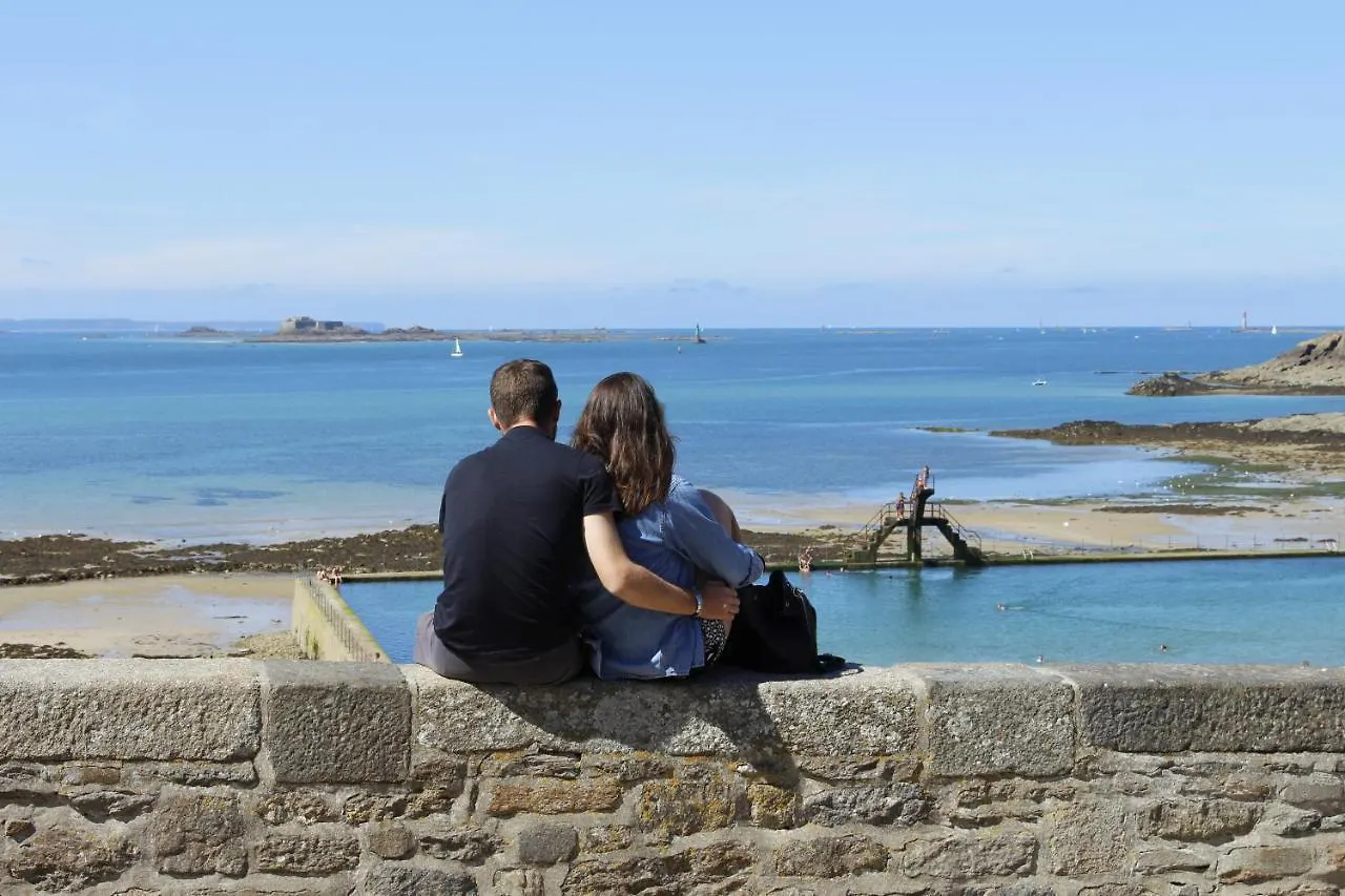 Chambre d'hôtes les pivoines Saint-Malo France